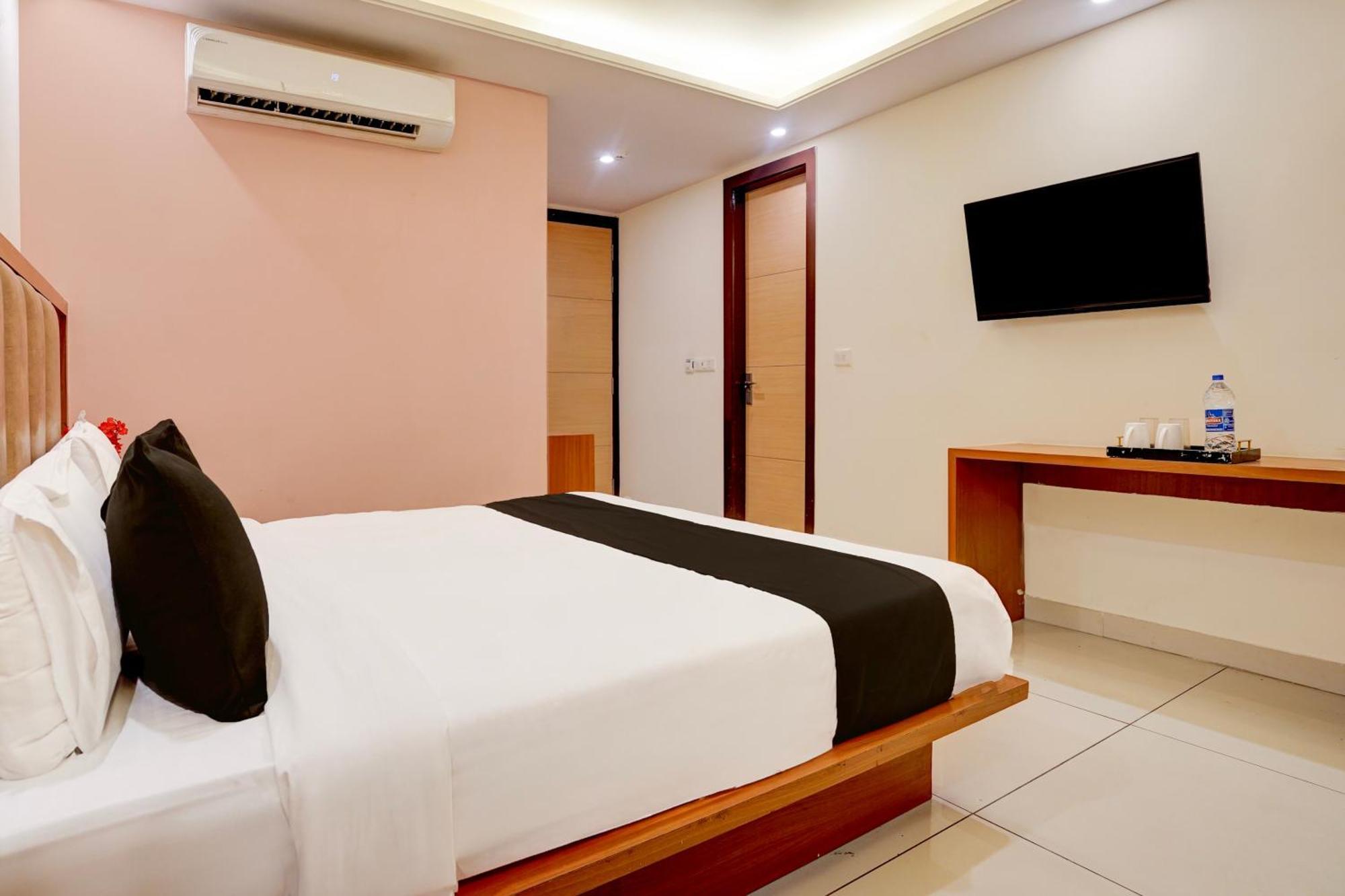 Super Townhouse Airport Road Delhi Ξενοδοχείο Νέο Δελχί Εξωτερικό φωτογραφία