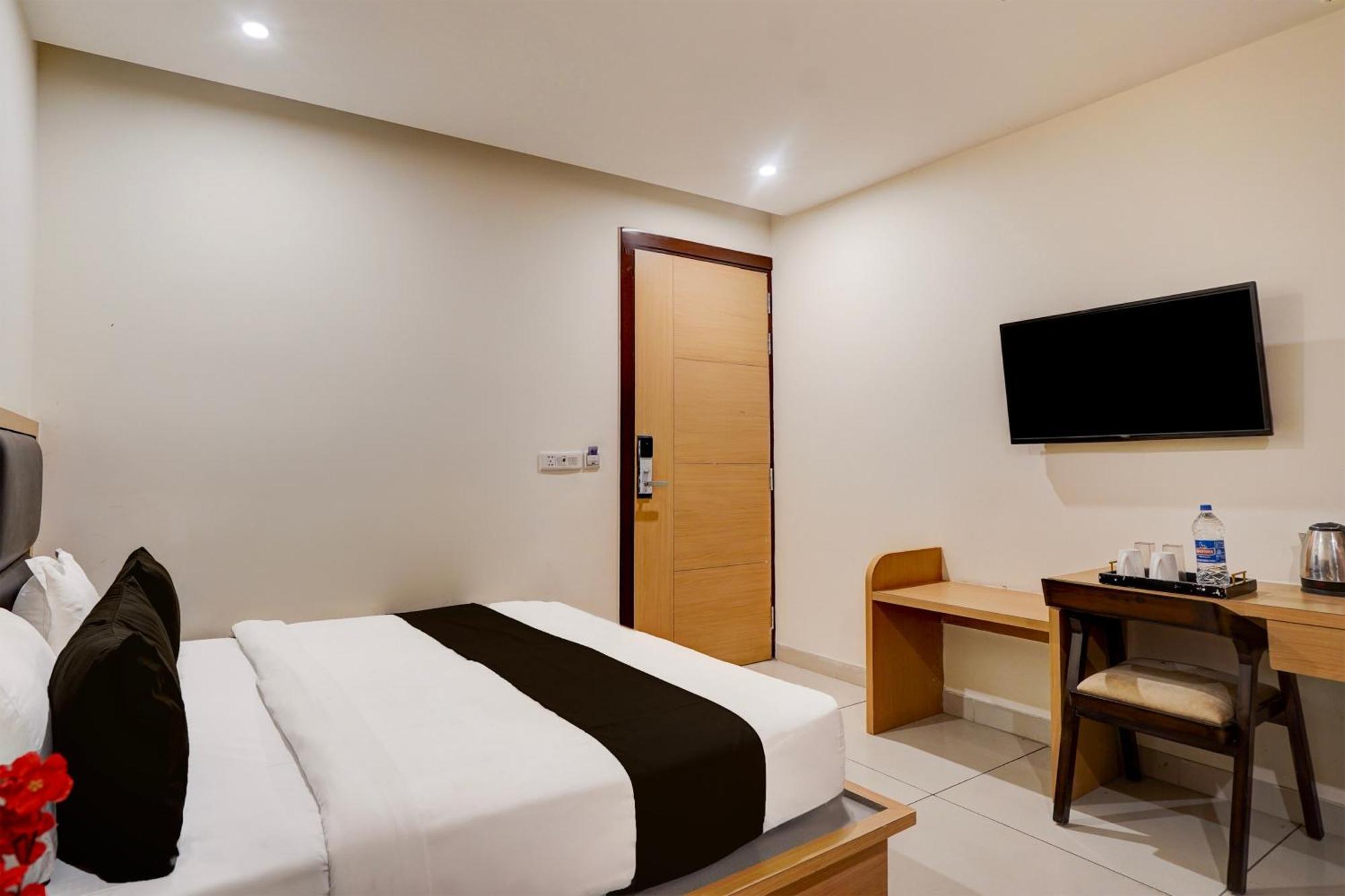 Super Townhouse Airport Road Delhi Ξενοδοχείο Νέο Δελχί Εξωτερικό φωτογραφία